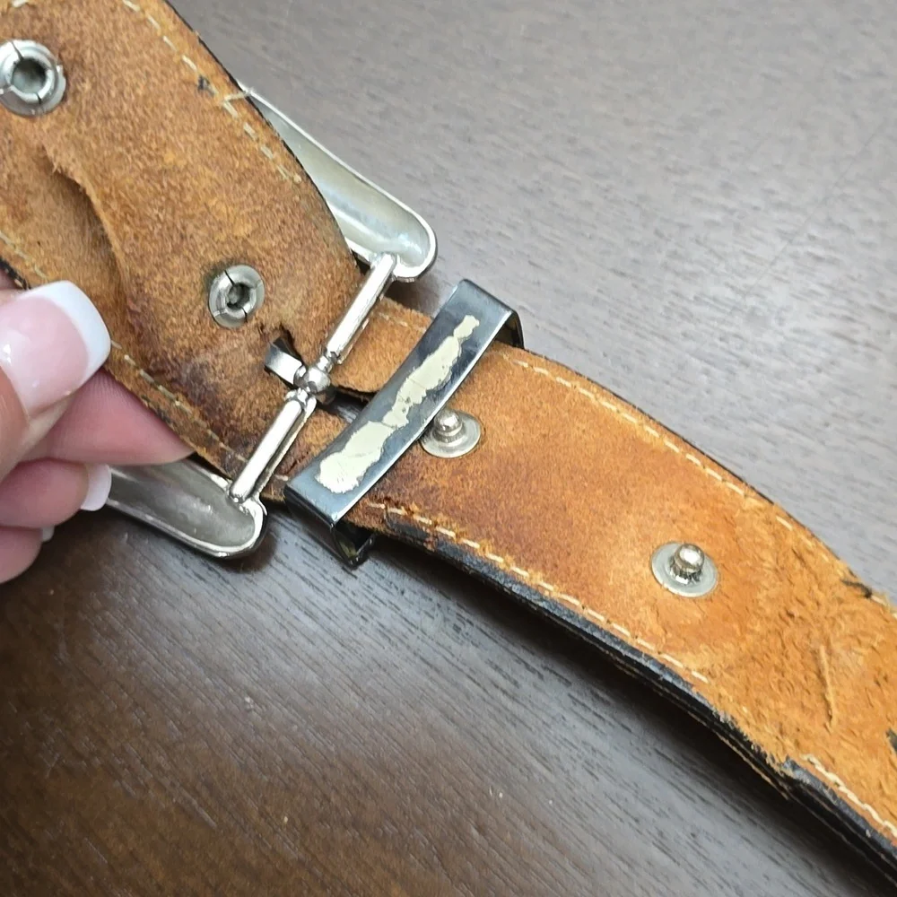 WESTERN Striped‎ Leather Belt with Silver Buckle 44